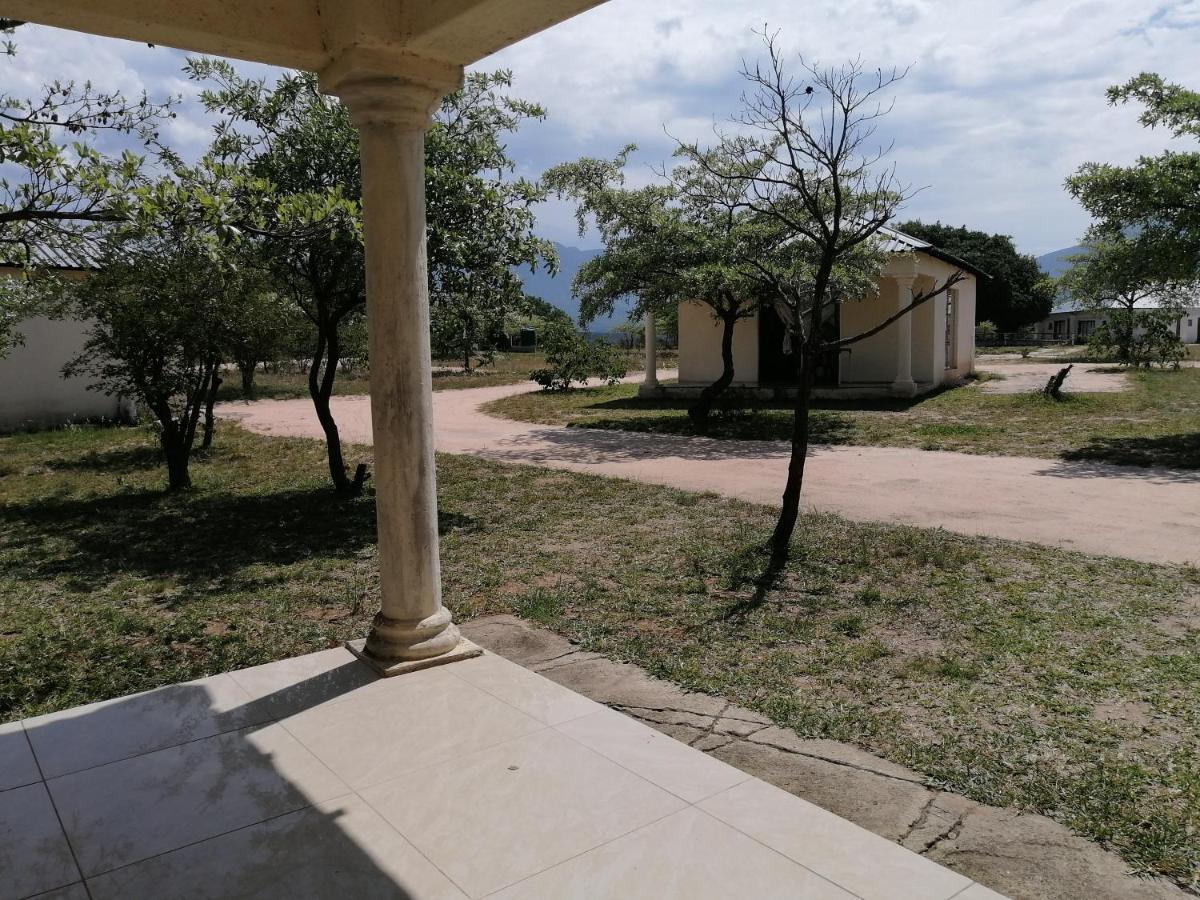 Moholoholo Lodge Acornhoek Exterior photo